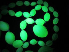 Art Deco uranium or Vaseline