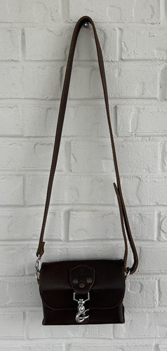 Saddleback leather cross body - leather,