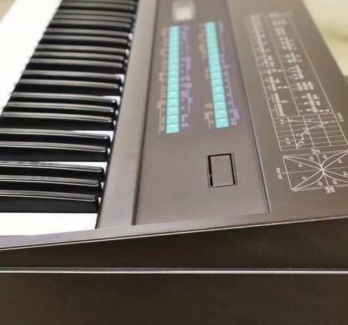 Yamaha dx7 digital - dx7, fm