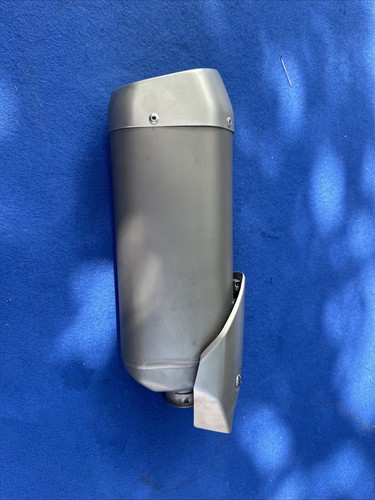 Yamaha yzf exhaust can - r1,