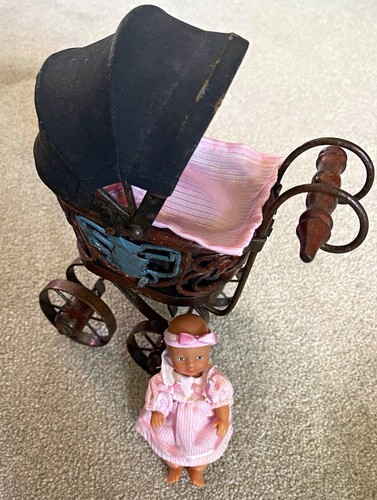 Vintage miniature metal - metal, doll