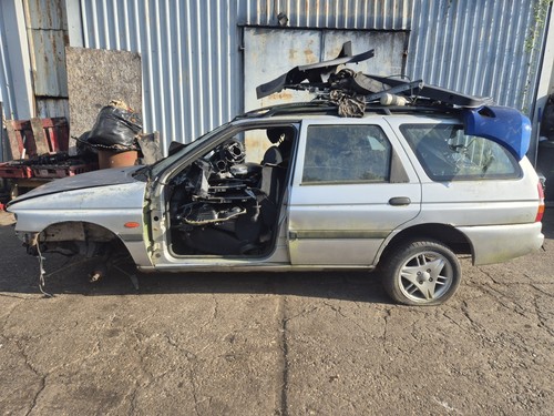 Breaking ford escort - breaking,