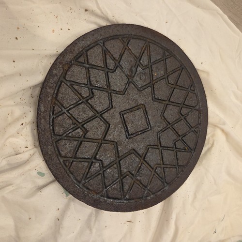 Cast iron round coal hole - iron,