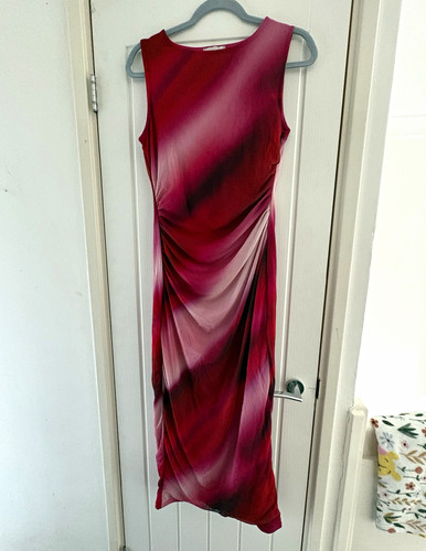 Quiz red pink abstract - &,