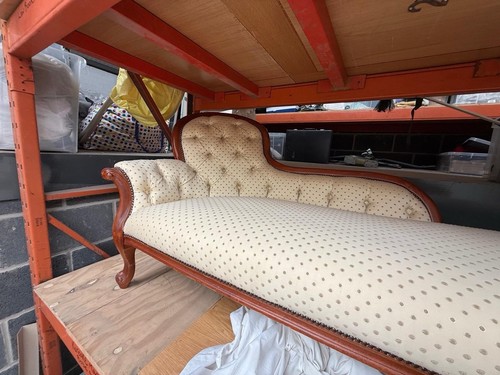 Antique tufted chaise longue - tufted,