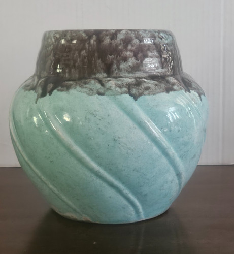 Massive mid century gonder - century,
