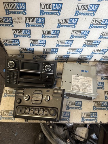 Volvo xc90 2010 stereo head - volvo,