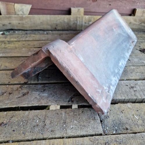Pair reclaimed angled - pair, 19.5"