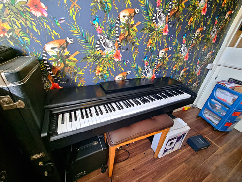 Yamaha aruis ydp - ydp-144,, electric
