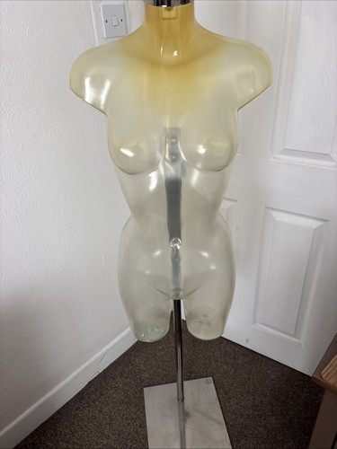 Female mannequin adjustable - female,