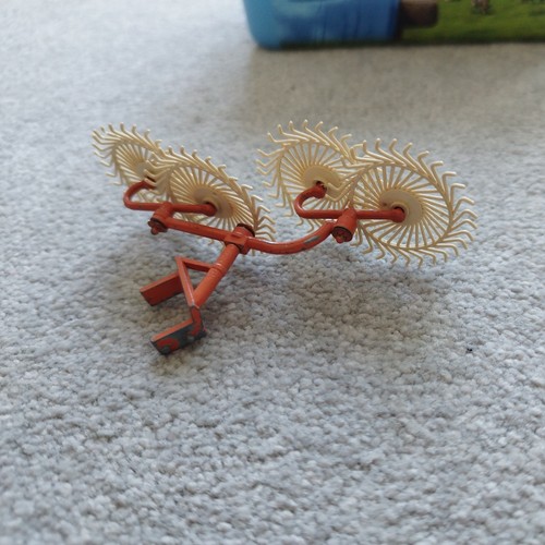 Britains farm toys - 1:32,