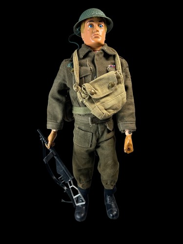 Vintage action man british - action,