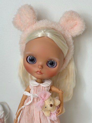 Albino custom blythe - albino, style