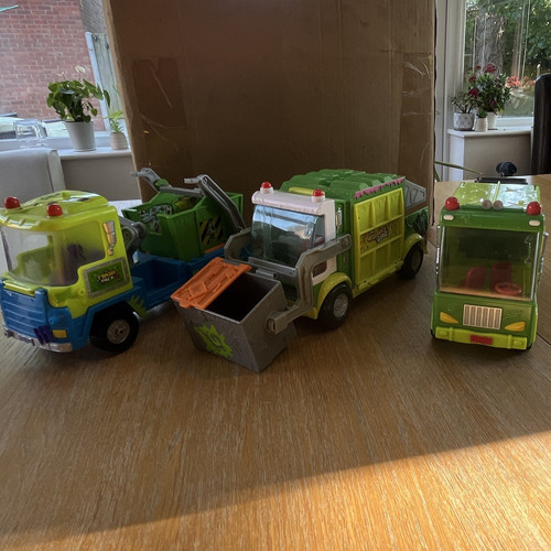 Trash pack trucks 1 - 2,