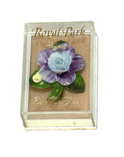 ROYAL PARK FINE BONE CHINA CASED BROOCH VGC