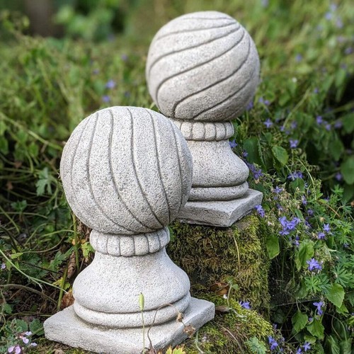 Single stone ball pillar - single,