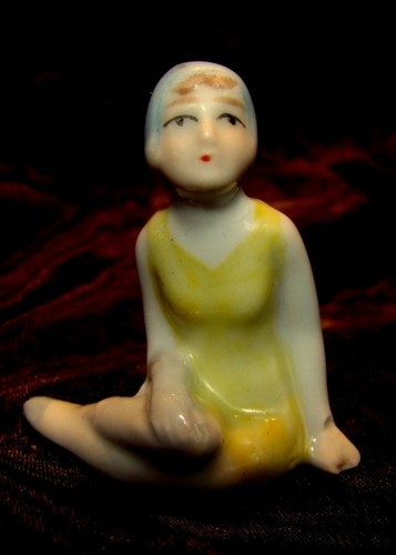 Figurine bathing beauty sexy - figurine,