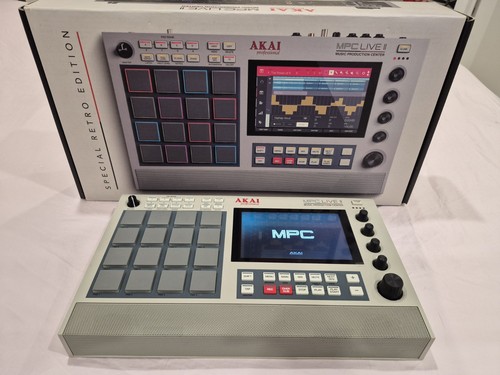 Akai mpc live retro limited - 2,