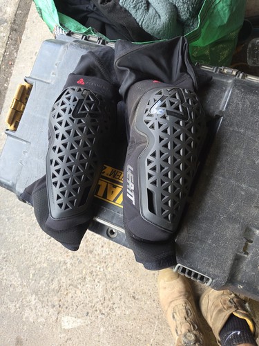 Leatt flexmesh knee - flexmesh, guard
