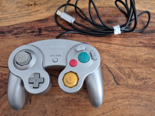 Official nintendo gamecube - *official*,