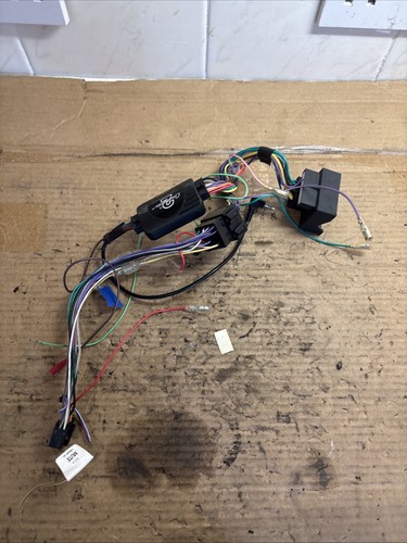 Car aftermarket radio wire - car,