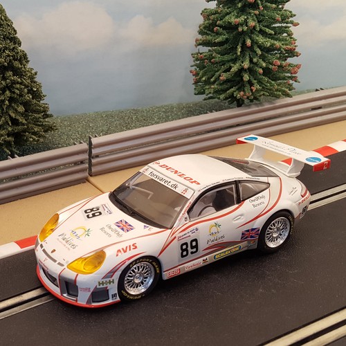 Scalextric white porsche 911 - white,