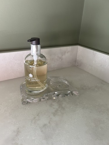 Molton brown soap and - molton,