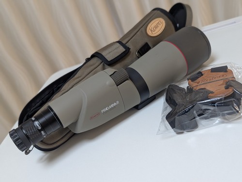 Mint case kowa prominar - w/case],