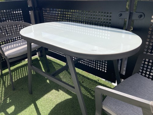 Kettles menos outdoor - kettles, table