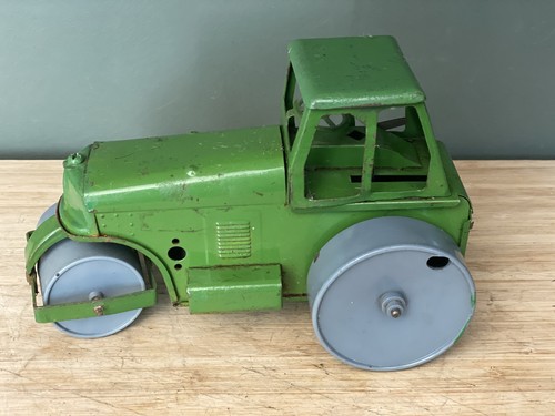 Triang minic tinplate large - triang,