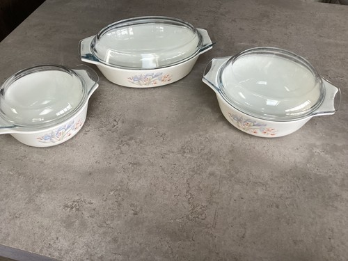 Vintage blue iris pyrex - blue,