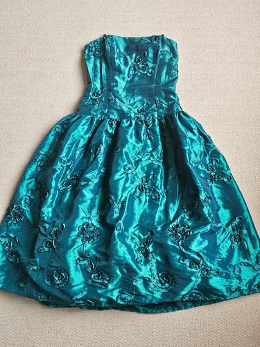 Betsy adam emerald - adam,