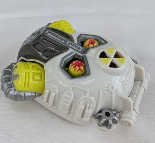 Mighty max fights nuke - max,