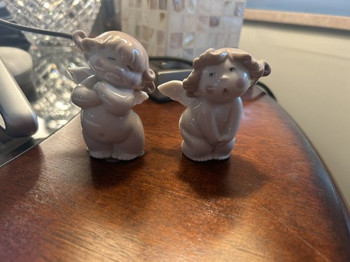 Nao lladro daisa - giggles, 2003