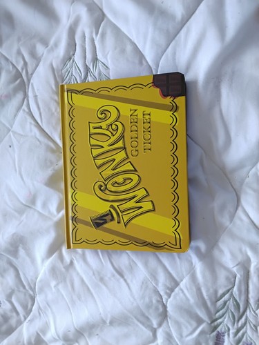 Willy wonka golden ticket - ticket, note