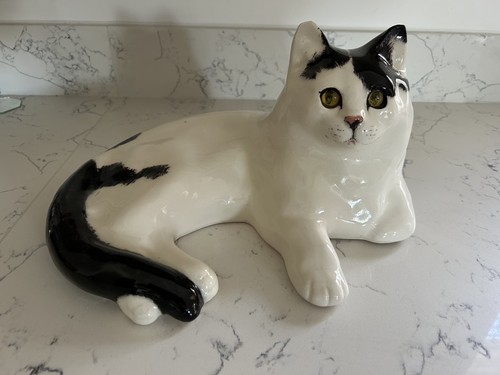 Large winstanley white and - winstanley,