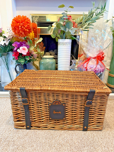 Harrods large vintage wicker - harrods,