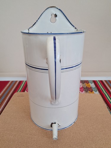 Small vintage french - french, enamel