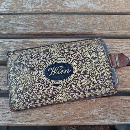 Vintage vanity compact - vanity,