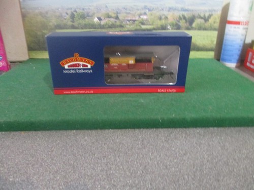 Bachmann queen mary - queen,