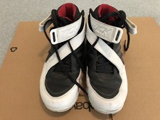 2005 NIKE ZOOM AIR MICHAEL