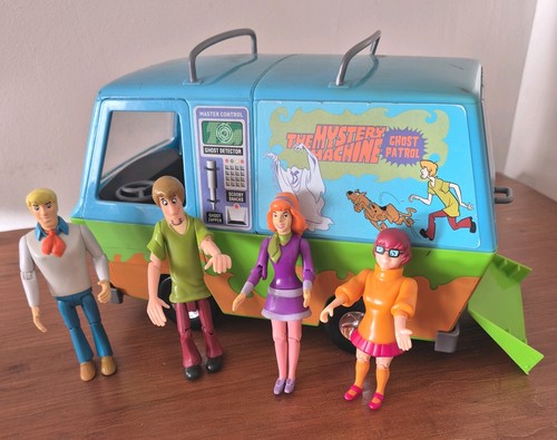 Mystery machine ghost - ghost, patrol