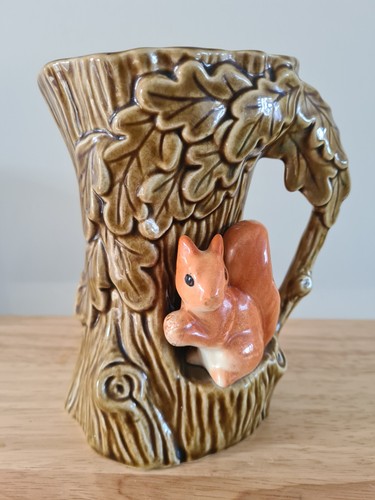 Vintage sylvac ceramic - vintage, red