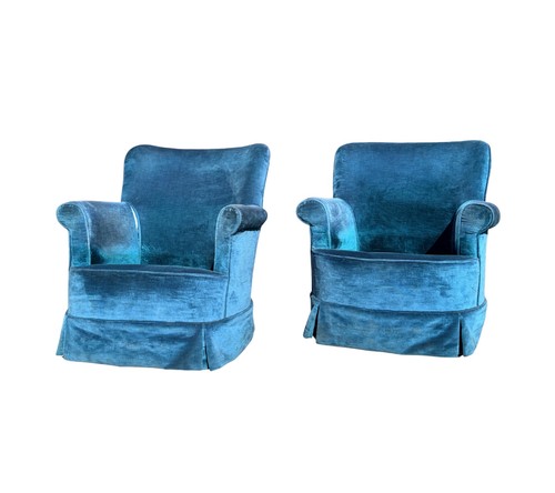 Pair 1980s petite lounge - of,