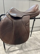 Prestige Classic Paris 17’ Brown Jump Saddle
