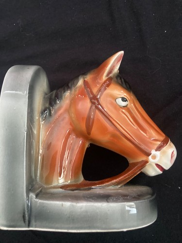 Vintage brown horse head - vintage,