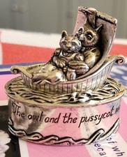 Beautiful Scarce Silver Scenes UK Owl and the pussycat trinket box