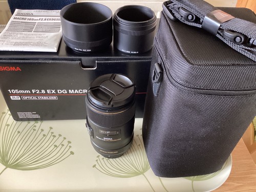 Sigma 105mm dg os - f2.8,