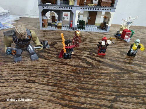 Lego 76108 unbranded