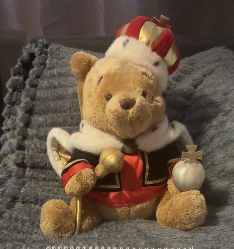 Disney store large winnie the - large,